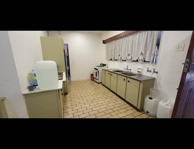 4 BEDROOM HOUSE FOR SALE IN MULBARTON